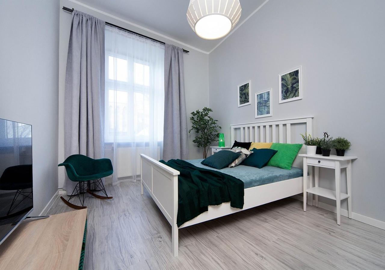 Around Market Square Apartments Krakau Buitenkant foto